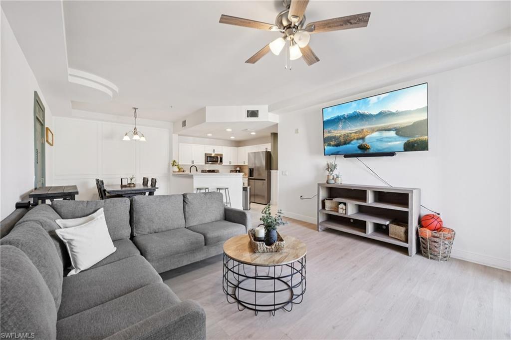 ISLES OF PORTO VISTA - Residential