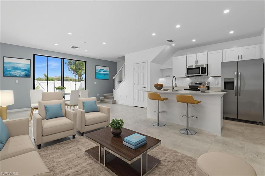 PORTICO - Residential