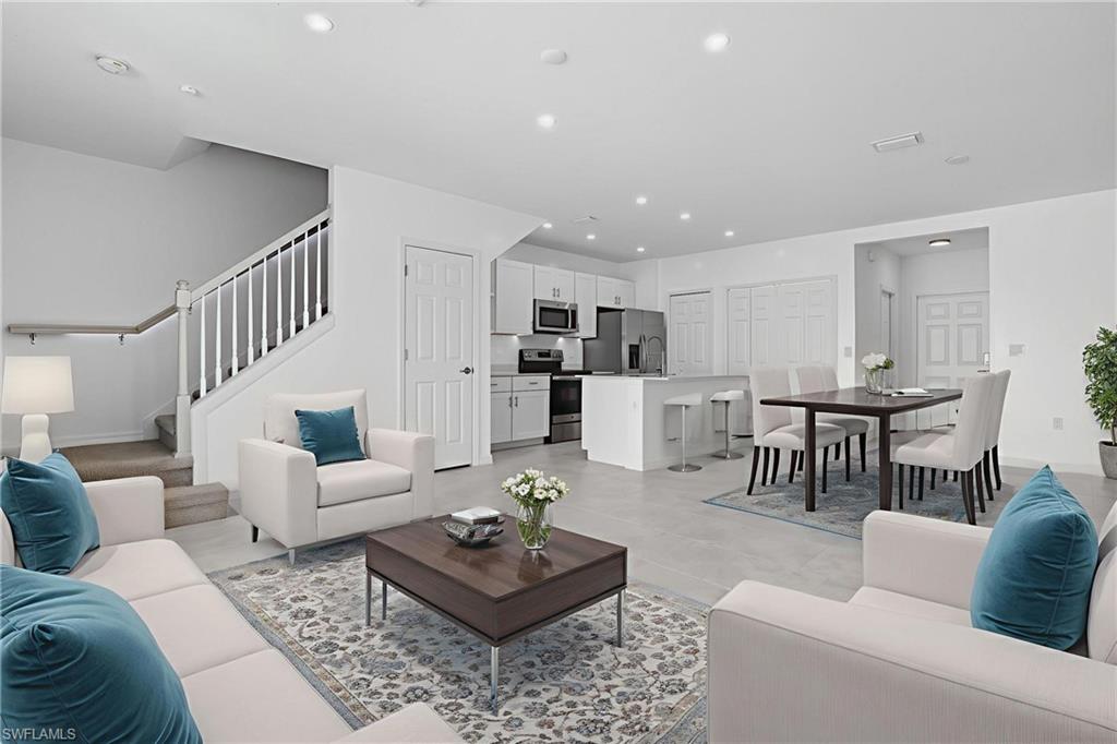 PORTICO - Residential