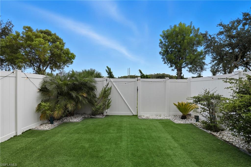 PORTICO - Residential