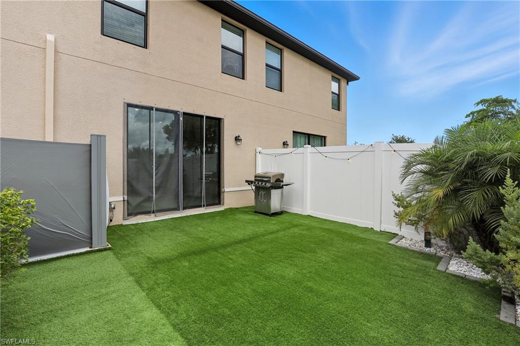 PORTICO - Residential