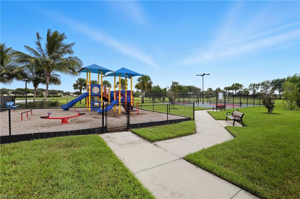 PORTICO - Residential