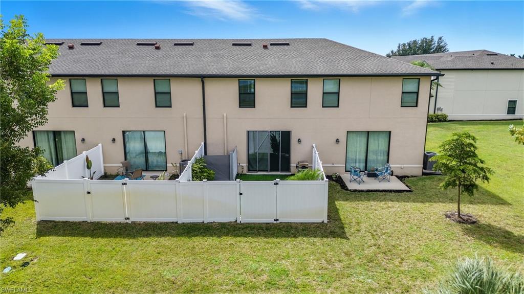 PORTICO - Residential