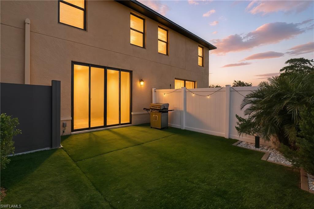 PORTICO - Residential