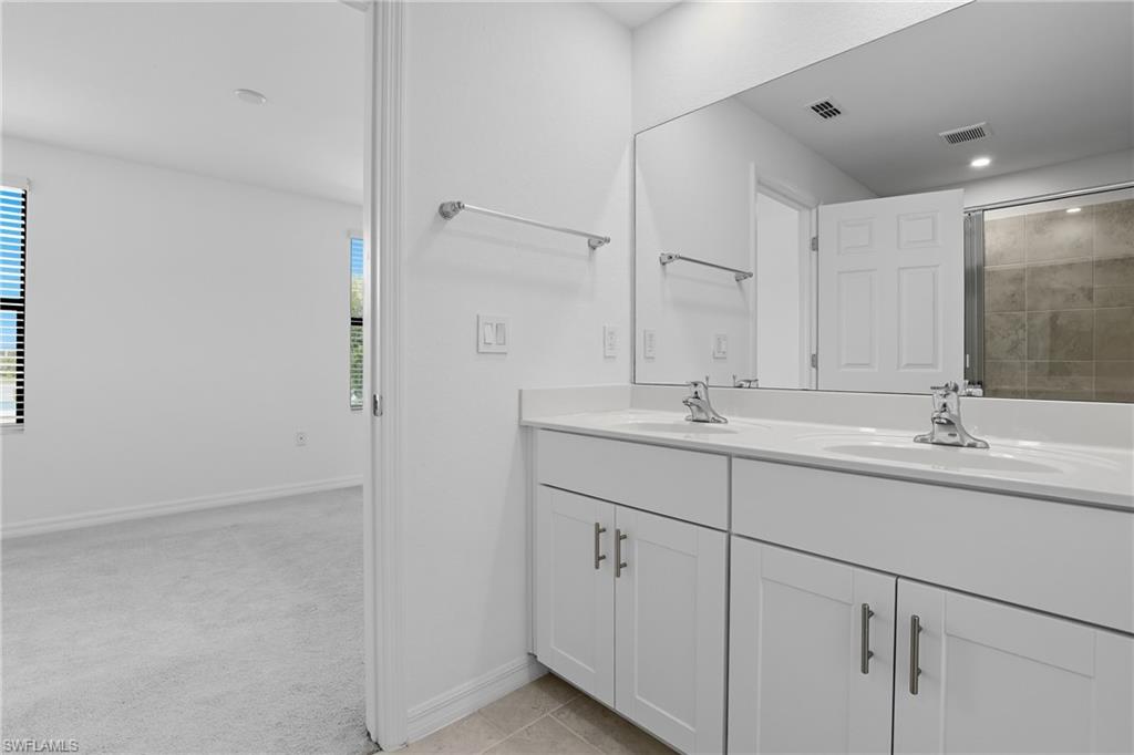 PORTICO - Residential