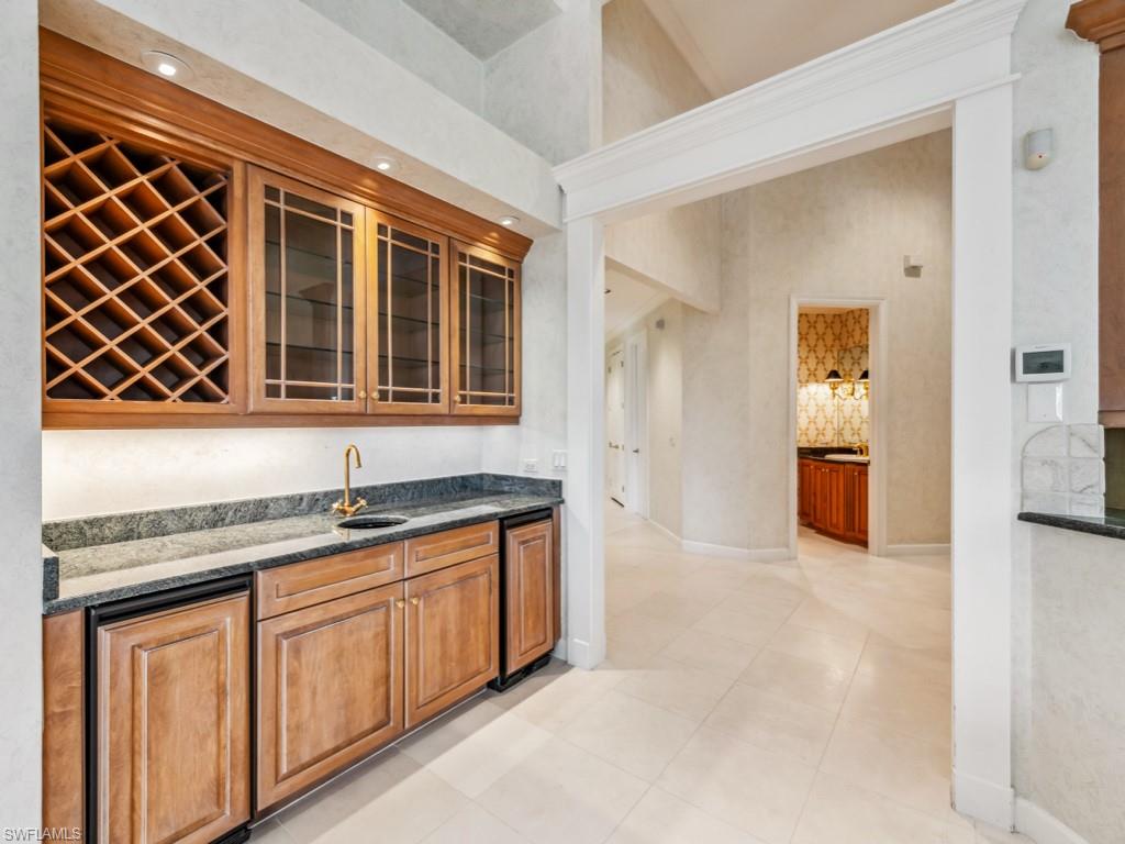 ROOKERY LAKE - Residential