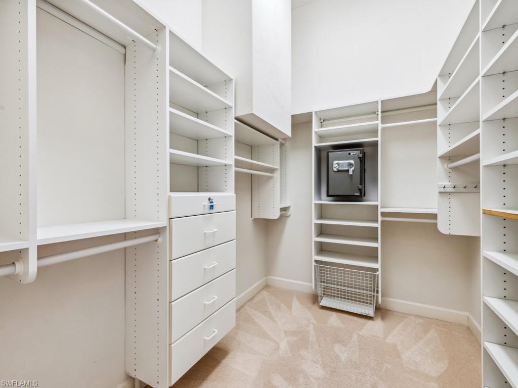 ROOKERY LAKE - Residential