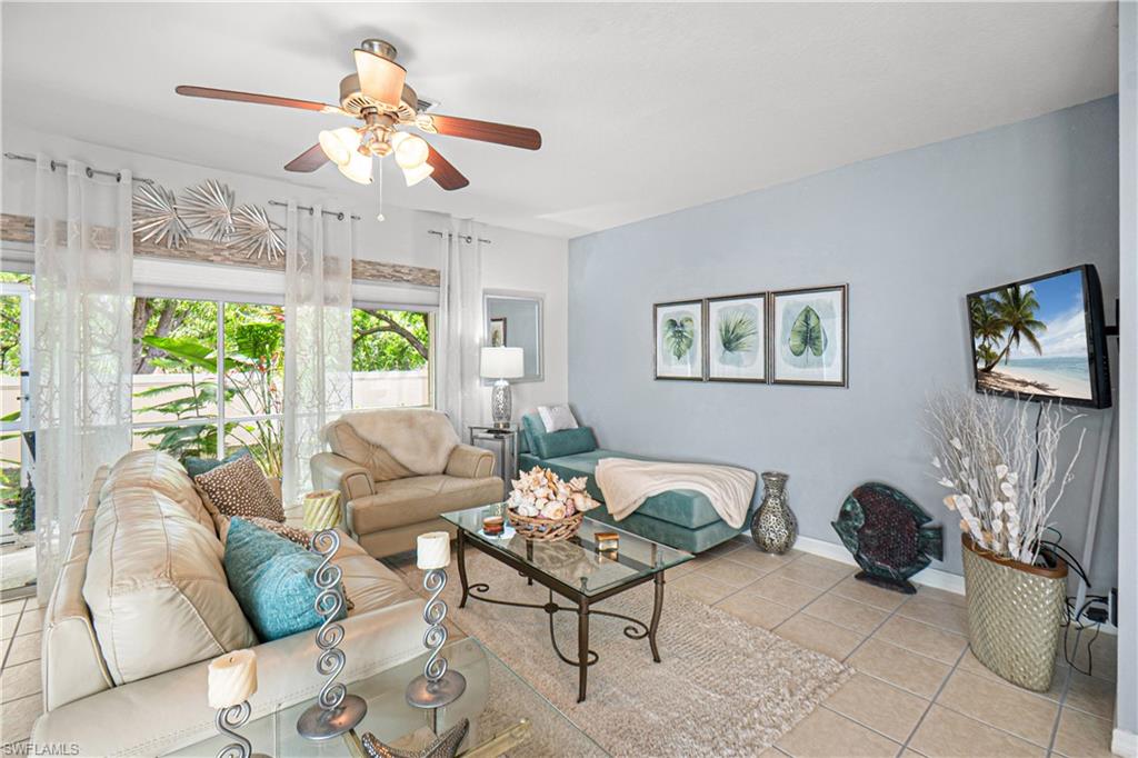 OLYMPIA POINTE - Residential