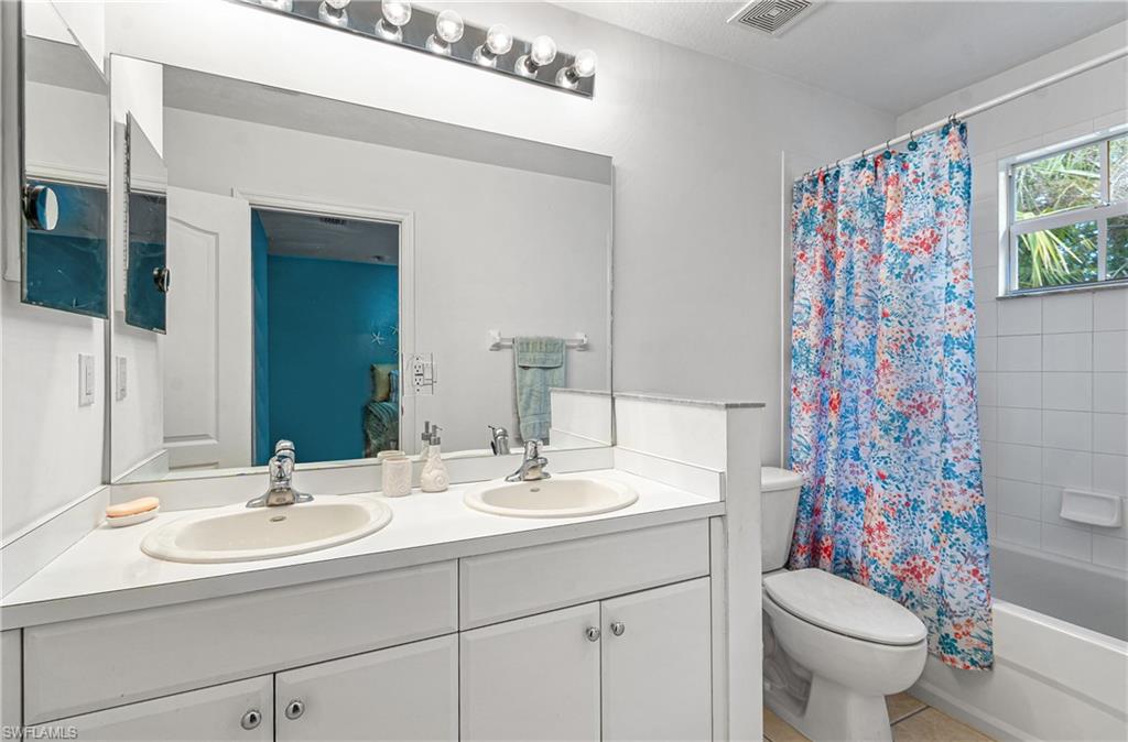 OLYMPIA POINTE - Residential