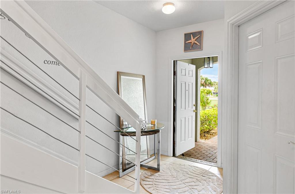 OLYMPIA POINTE - Residential