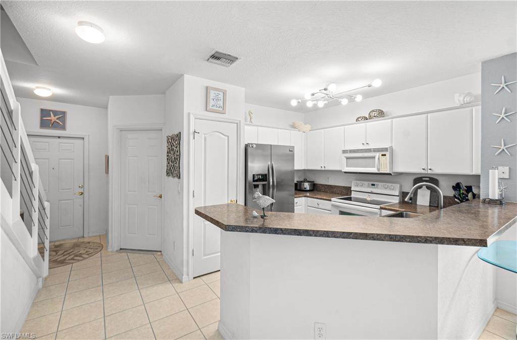 OLYMPIA POINTE - Residential