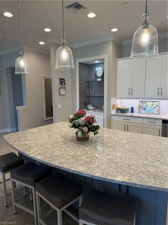 ESPLANADE - Residential Lease