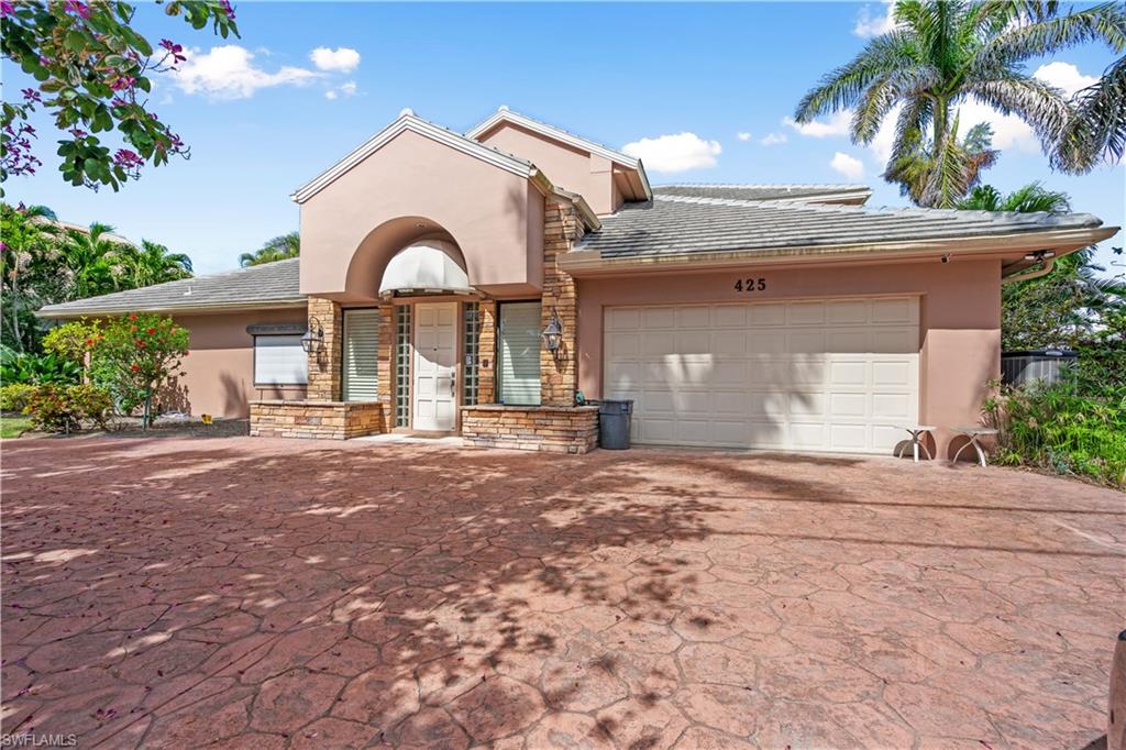 AQUALANE SHORES - Residential