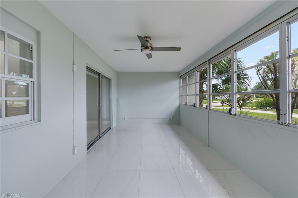 LAKEWOOD VILLAS - Residential