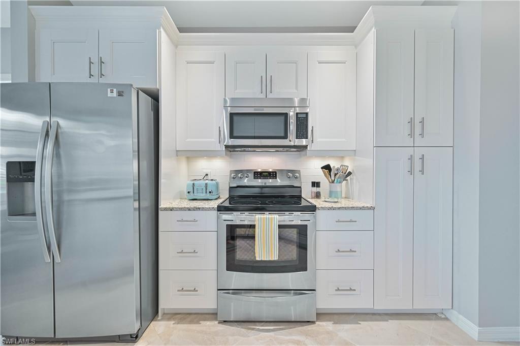 THE GROVE - Residential Lease