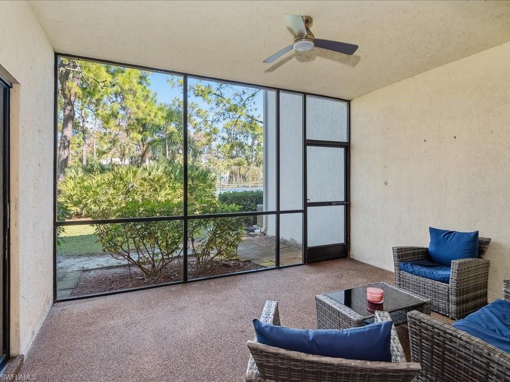 COURTYARD AT KINGS LAKE - Residential