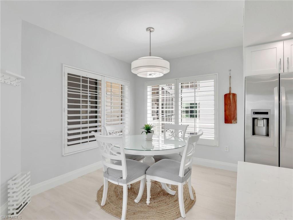 MARINA BAY CLUB OF NAPLES - Residential