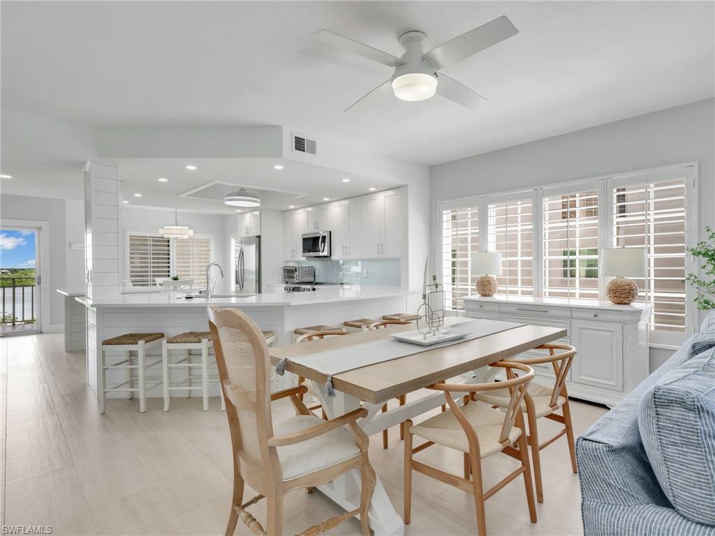 MARINA BAY CLUB OF NAPLES - Residential