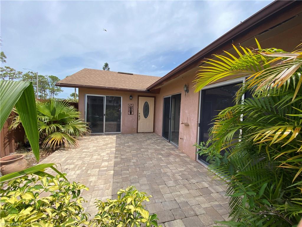 FOXMOOR LAKES - Residential