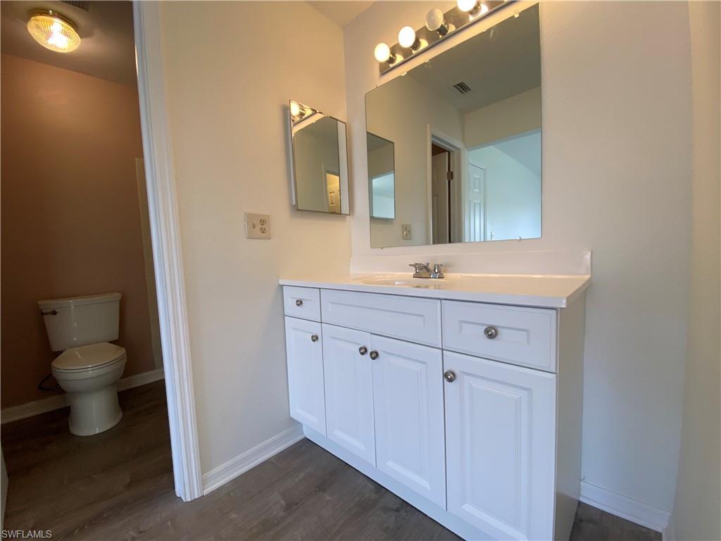 FOXMOOR LAKES - Residential