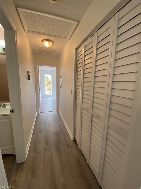 FOXMOOR LAKES - Residential