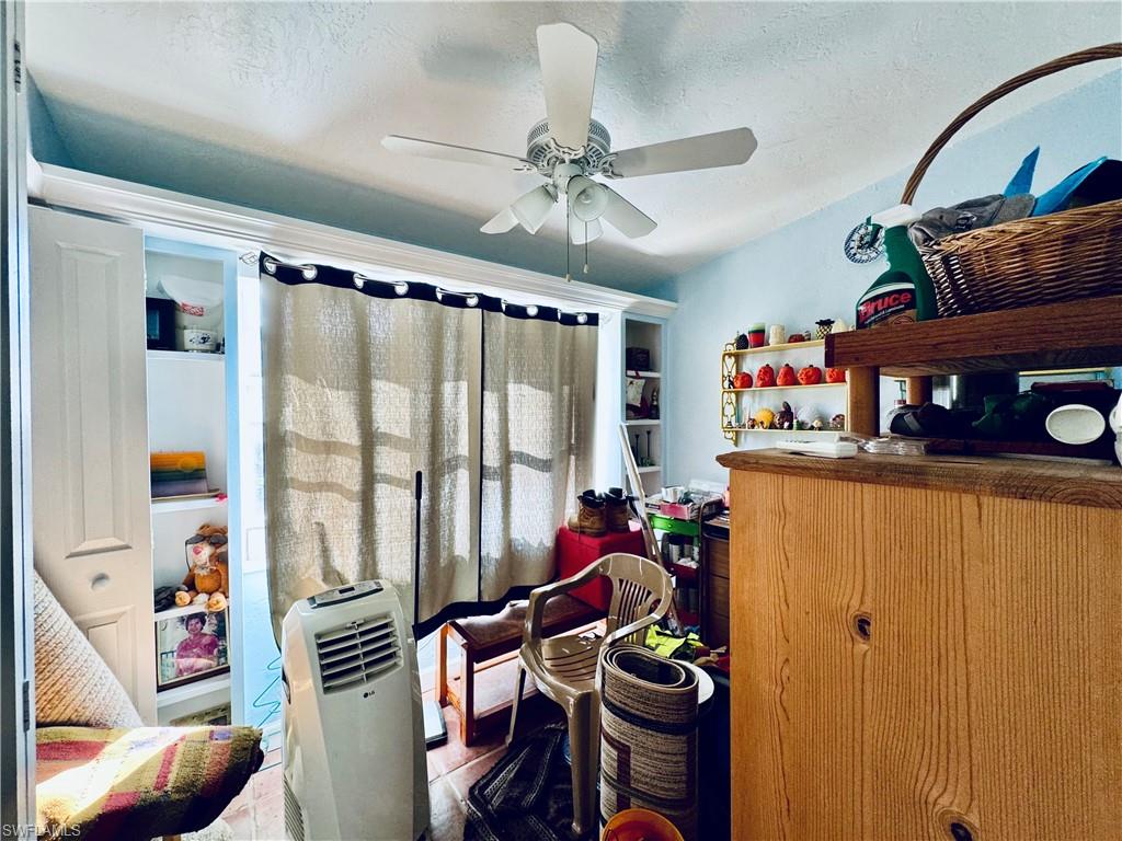 NAPLES BETTER HOMES - Residential