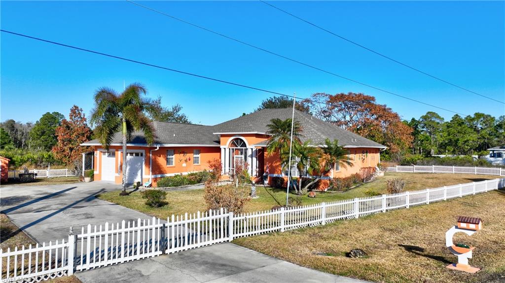 LEHIGH ACRES - Residential