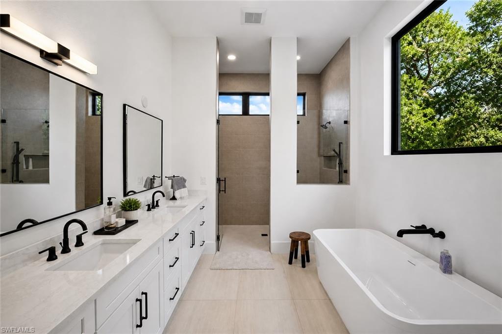 SERRANO - Residential