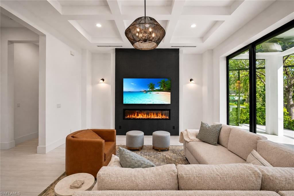 SERRANO - Residential
