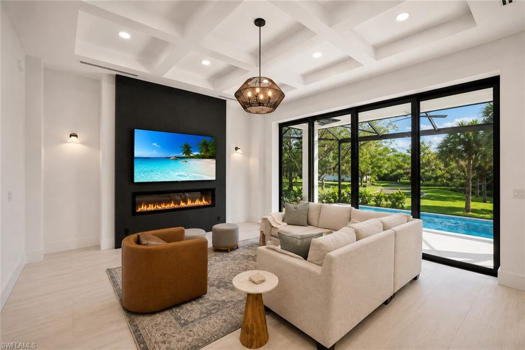 SERRANO - Residential