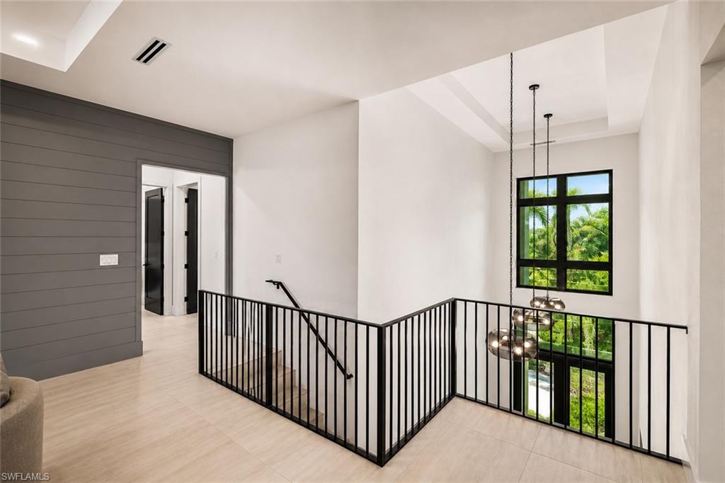 SERRANO - Residential