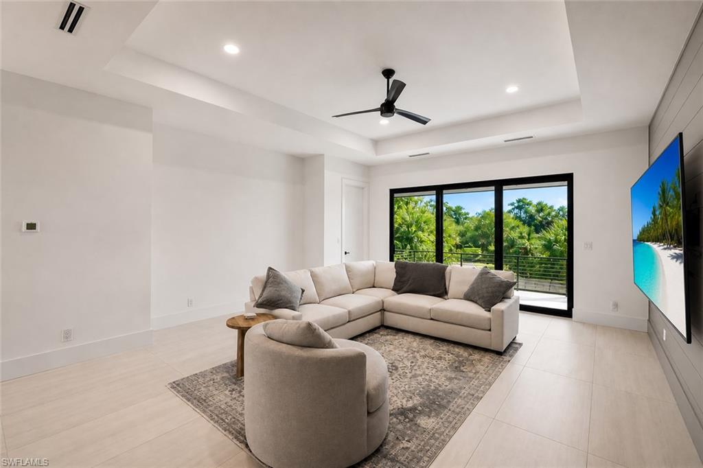 SERRANO - Residential
