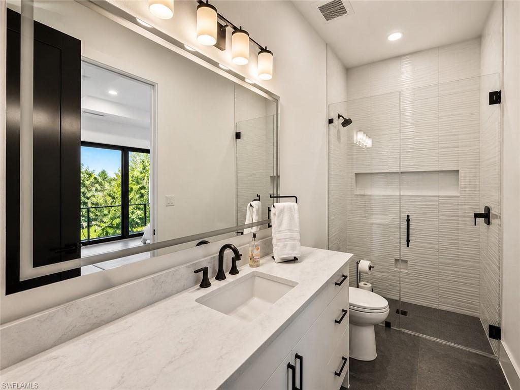 SERRANO - Residential