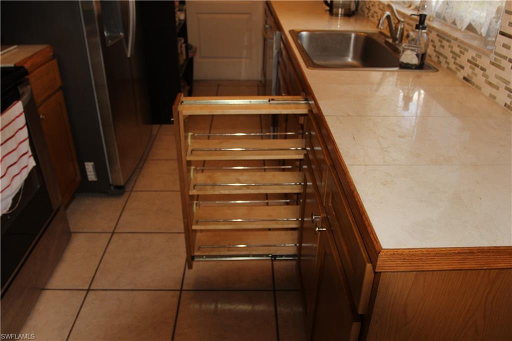 SUBURBAN PARK - Residential