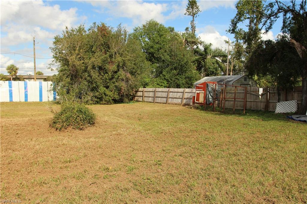 SUBURBAN PARK - Residential