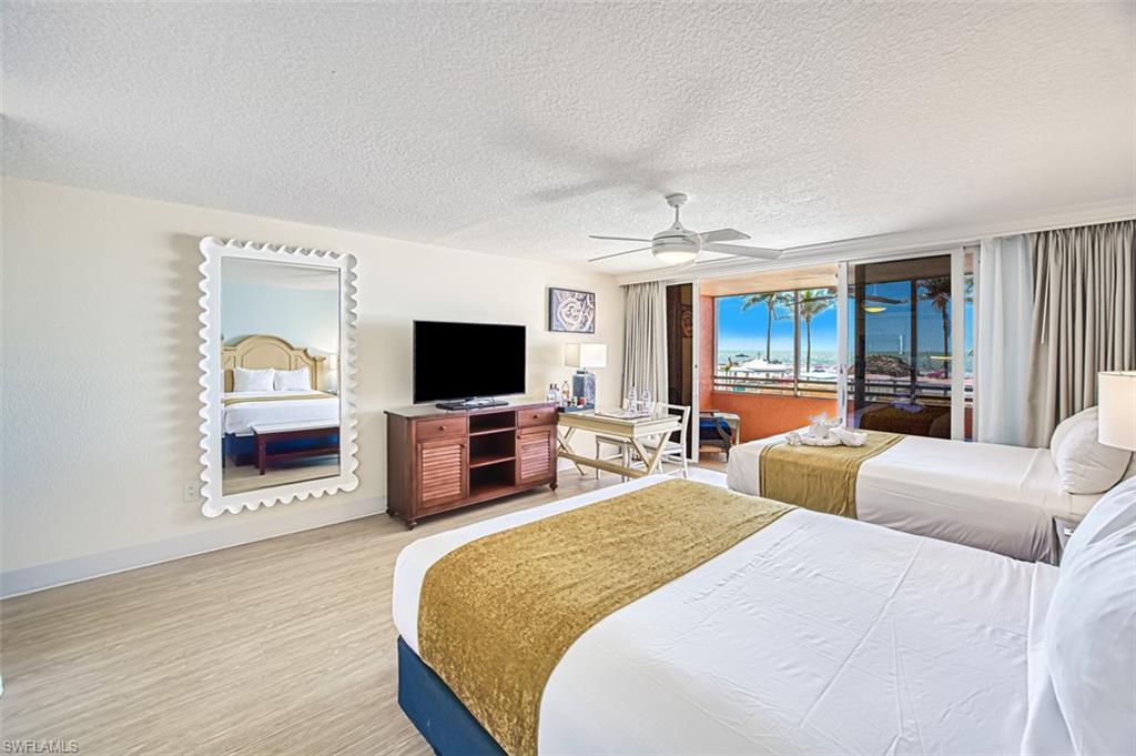 SANIBEL VIEW VILLAS - Residential