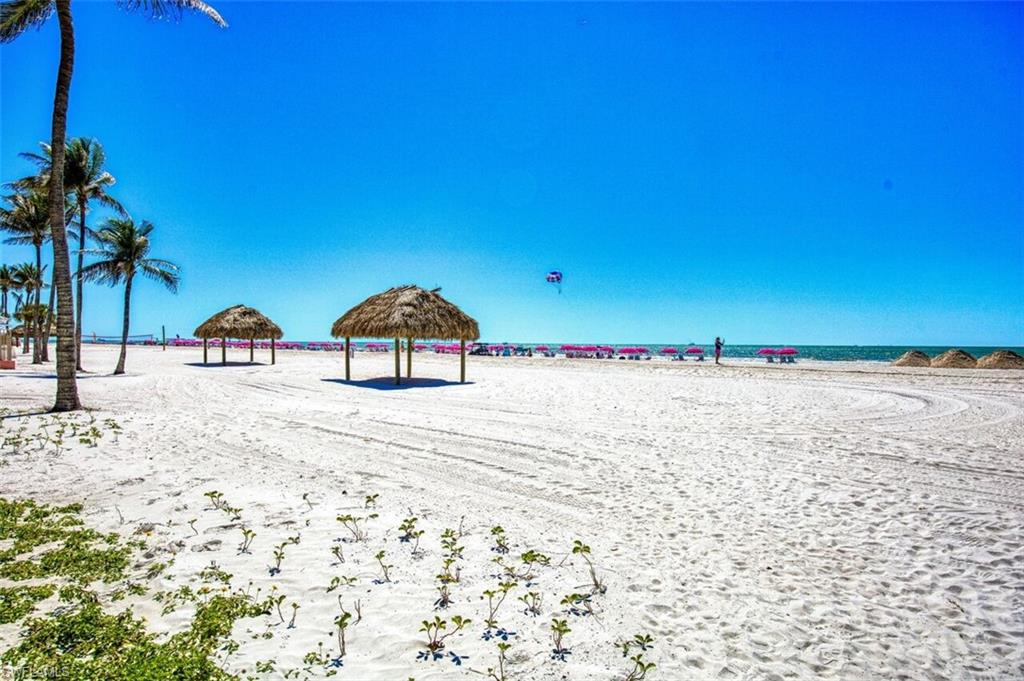 SANIBEL VIEW VILLAS - Residential