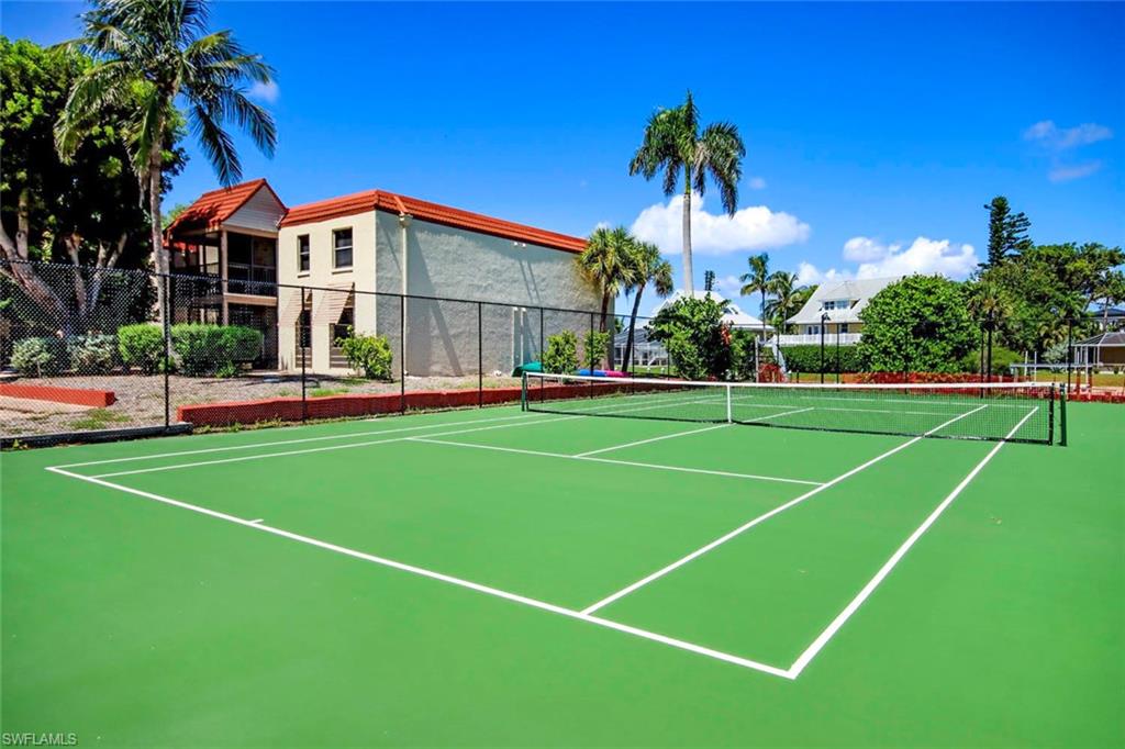 SANIBEL ARMS WEST CONDO - Residential