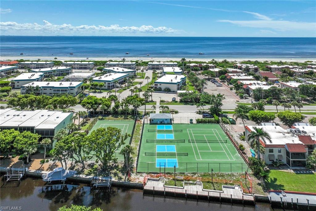 SANIBEL ARMS WEST CONDO - Residential