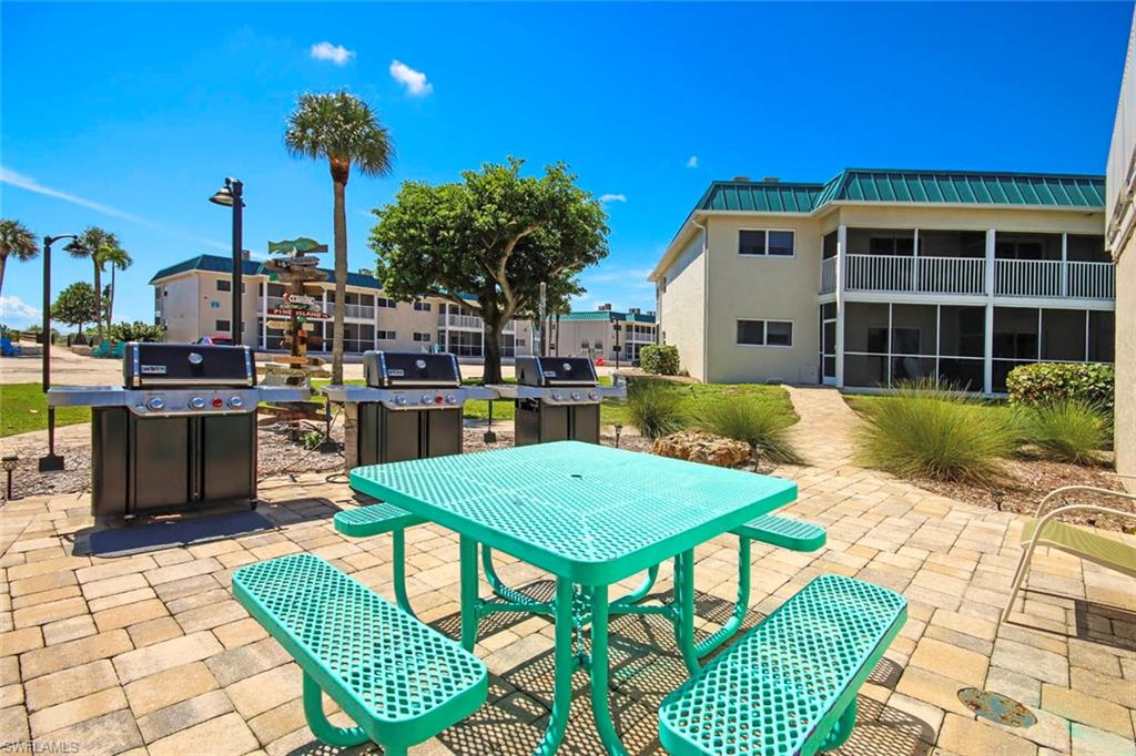 SANIBEL ARMS WEST CONDO - Residential