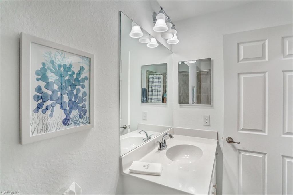 TREVI - Residential Lease