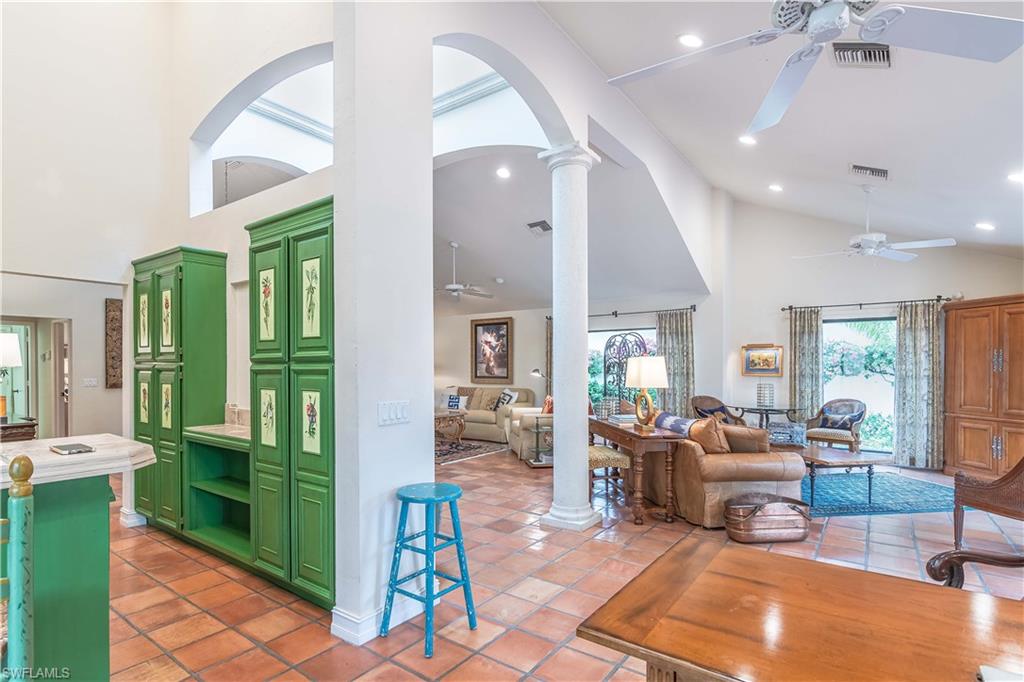 LAS BRISAS AT PELICAN BAY - Residential