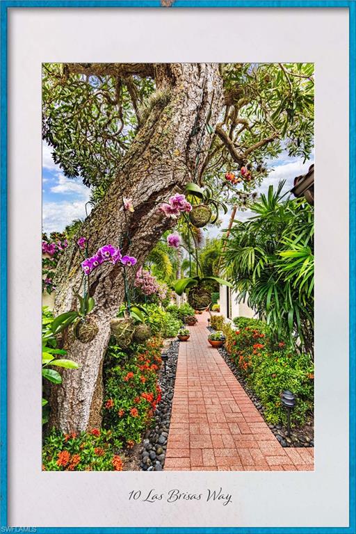 LAS BRISAS AT PELICAN BAY - Residential