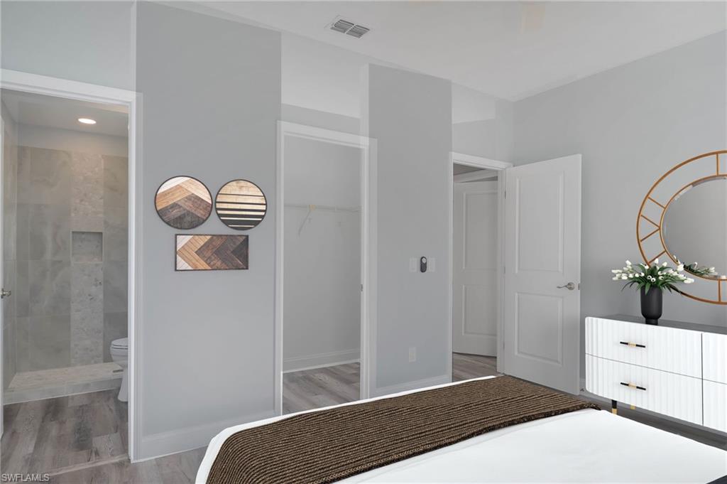 ISLAND PARK WOODS - Residential