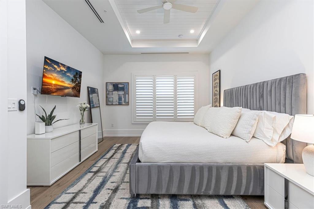 OLDE NAPLES - Residential