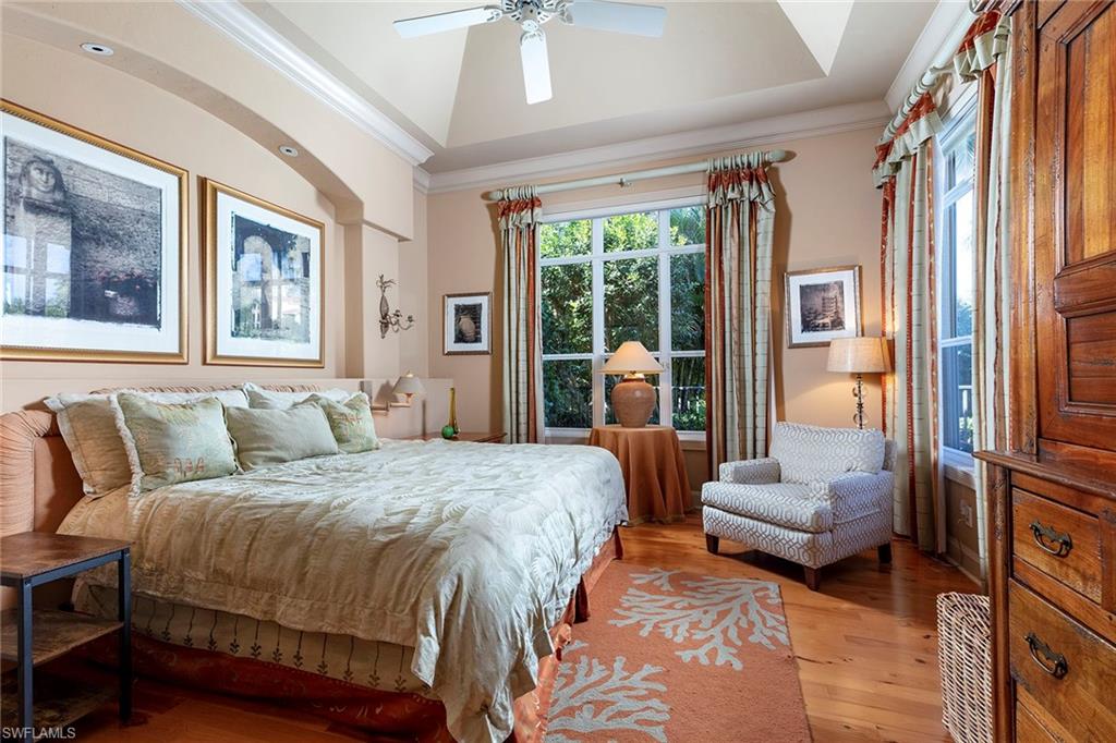 VILLA LA PALMA AT BAY COLONY - Residential