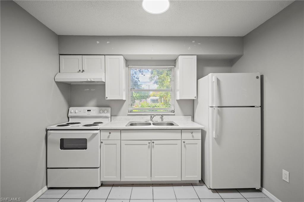 CABANA CITY - Residential Lease