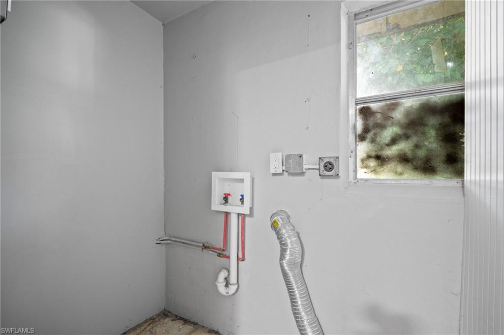 CABANA CITY - Residential Lease