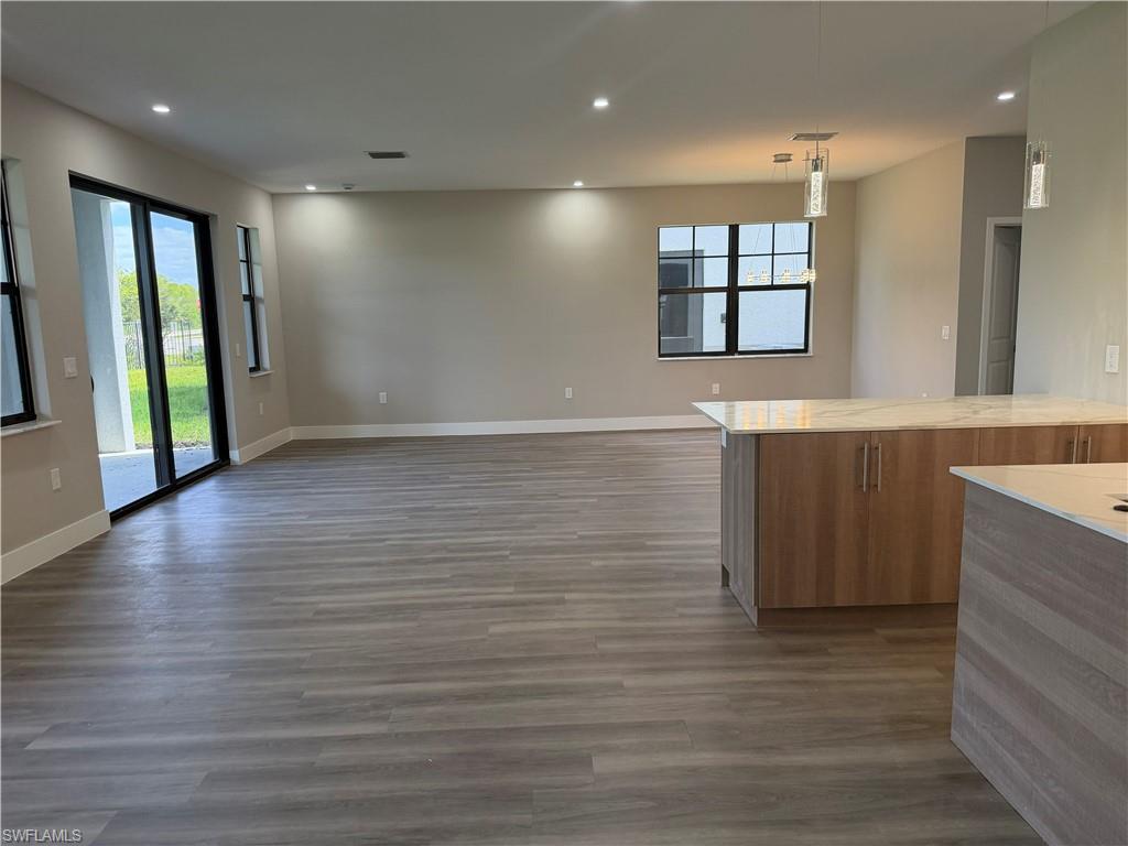 PORTOFINO - Residential Lease