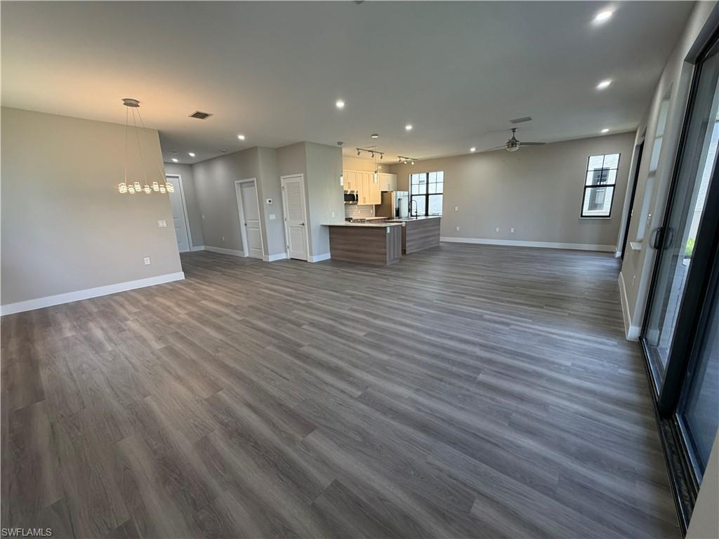 PORTOFINO - Residential Lease